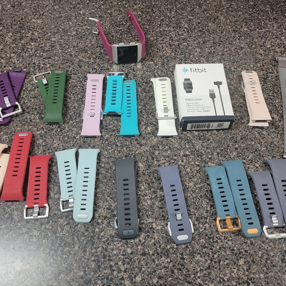 Fitbit Watch - image 4